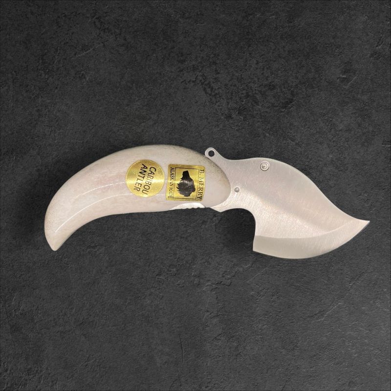 Bob Merry Pocket Ulu Caribou Antler
