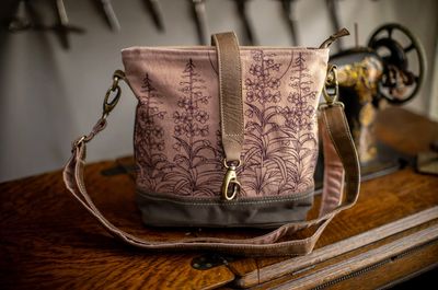 Purses &amp; Wallets