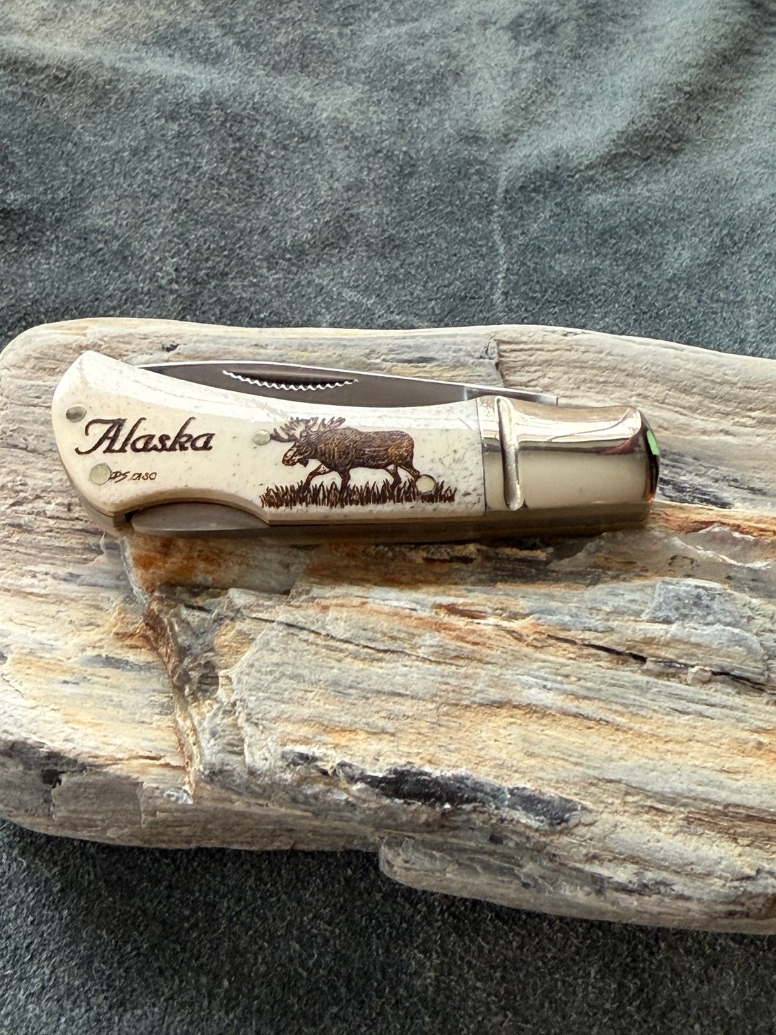 Mini Lockback  Moose