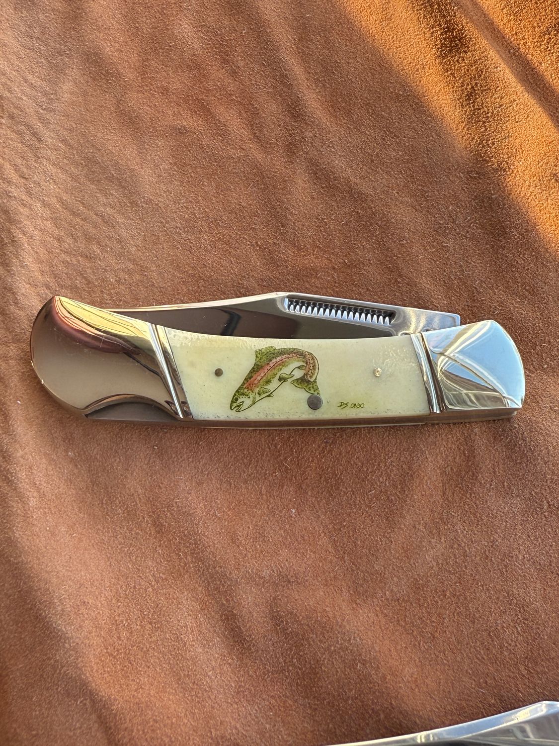 3.75" Lock Back (Color) KN192C Trout Tail Flip