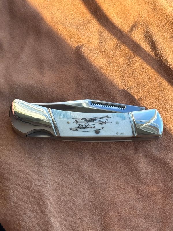 3.75" Lock Back (Color) KN192C Float Plane