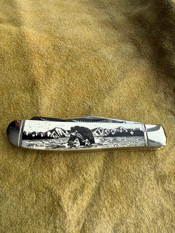 3.5" Double Blade Trapper (Black) (KN100B) Bear With Salmon