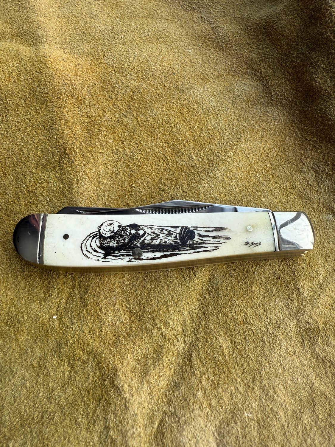 3.5" Double Blade Trapper (Black) (KN100B) Floating Otter