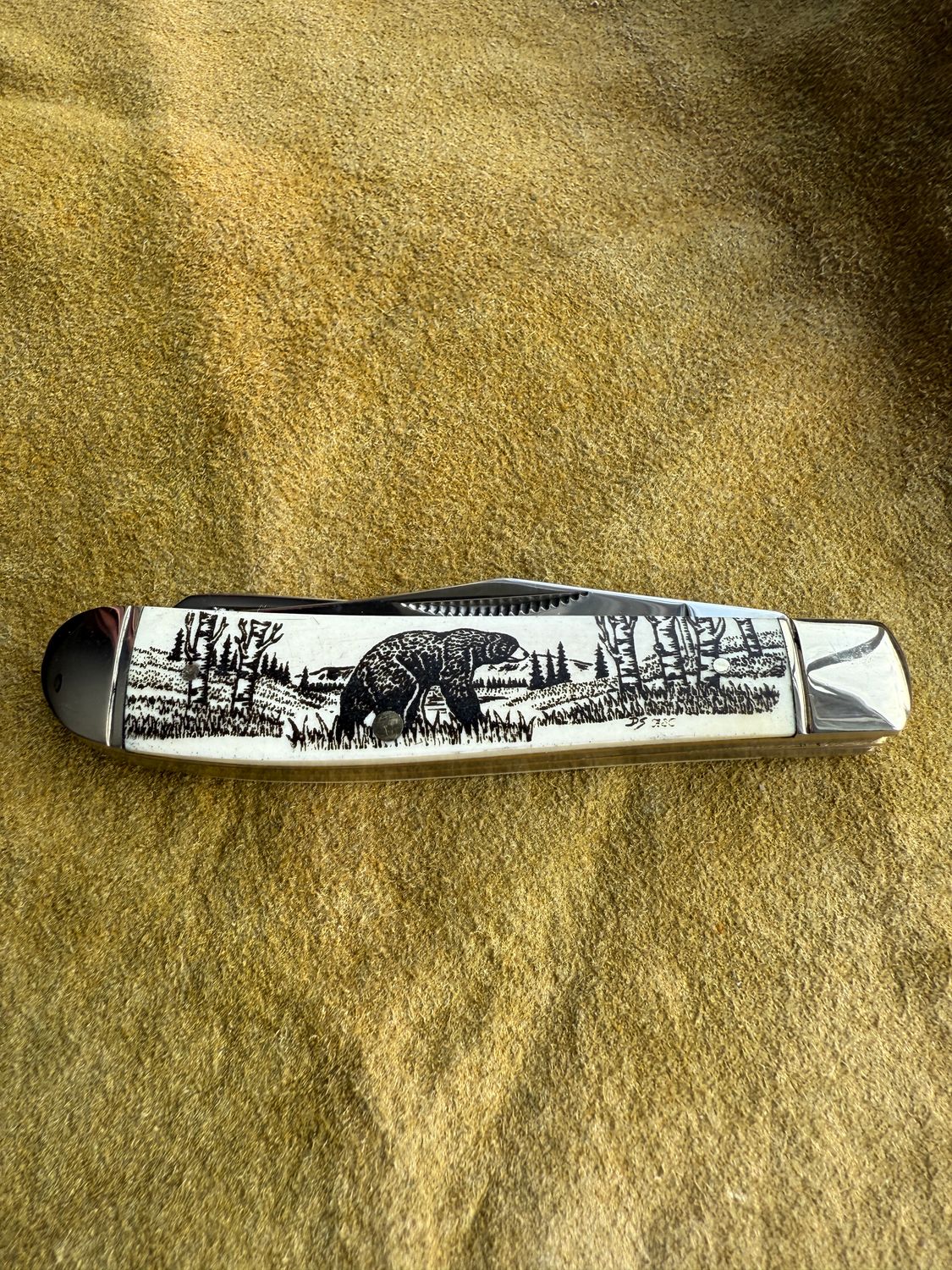 3.5" Double Blade Trapper (Black) (KN100B) Bear Walking