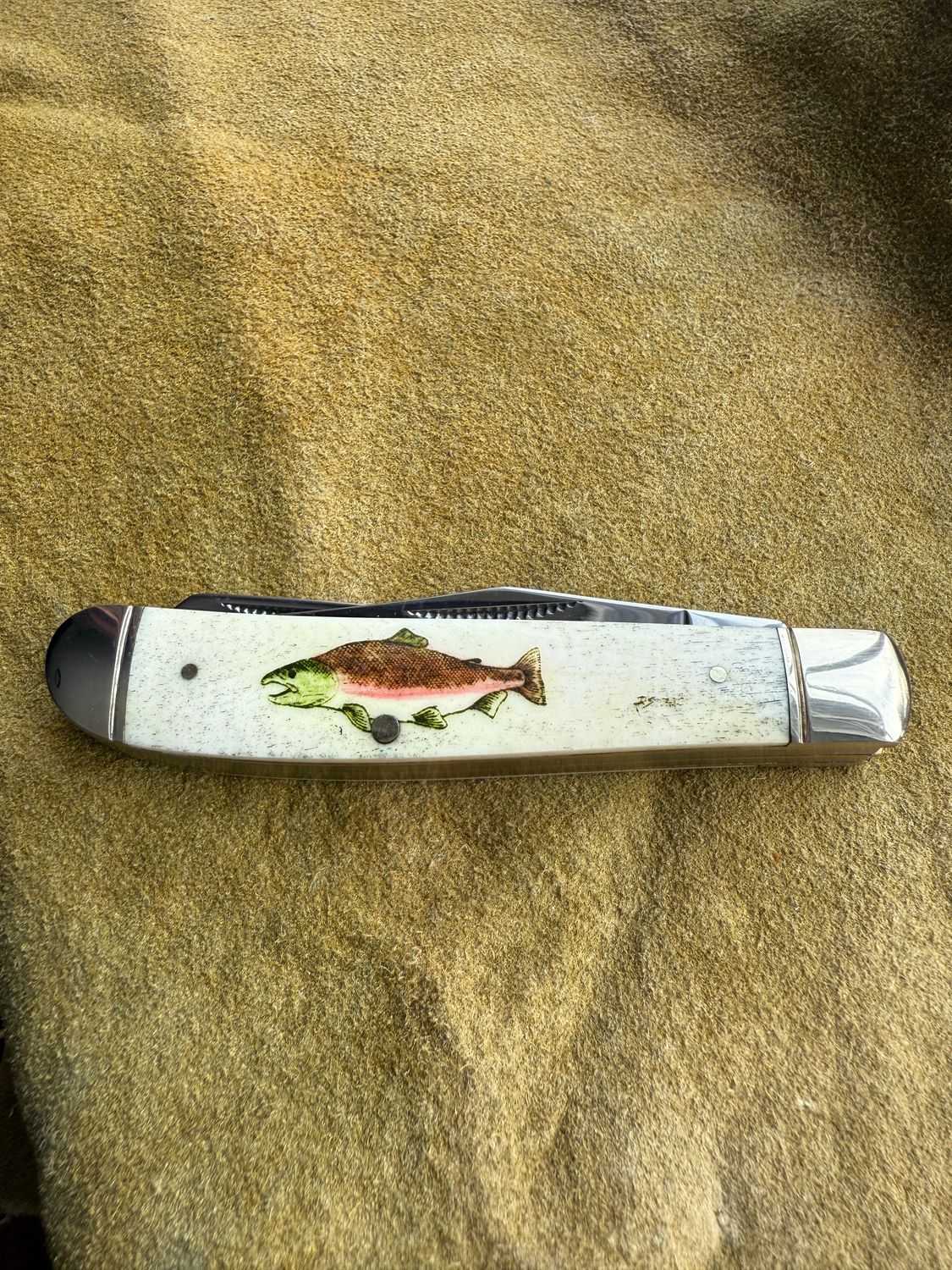 3.5" Double Blade Trapper (Color) (KN100C) Salmon