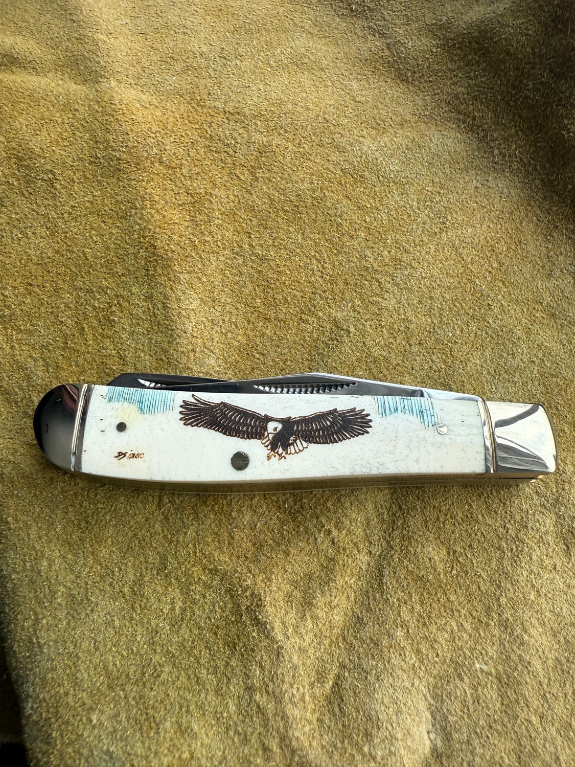 3.5" Double Blade Trapper (Color) (KN100C) Stretched Soaring Eagle