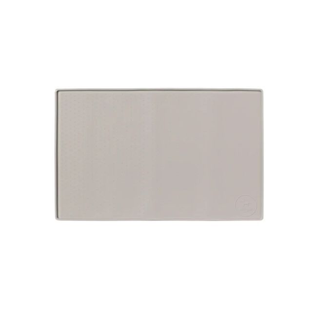 Benedict Food and Water Placement Mat Grey