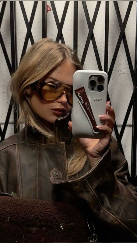 Funda rhode ★ ( incluye lipstick)