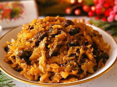 Kapusta zasmażana z grzybami