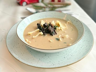 Zupa grzybowa z łazankami