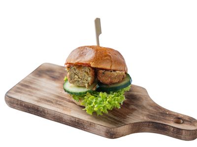 Mini burger z aromatycznym falafelem
