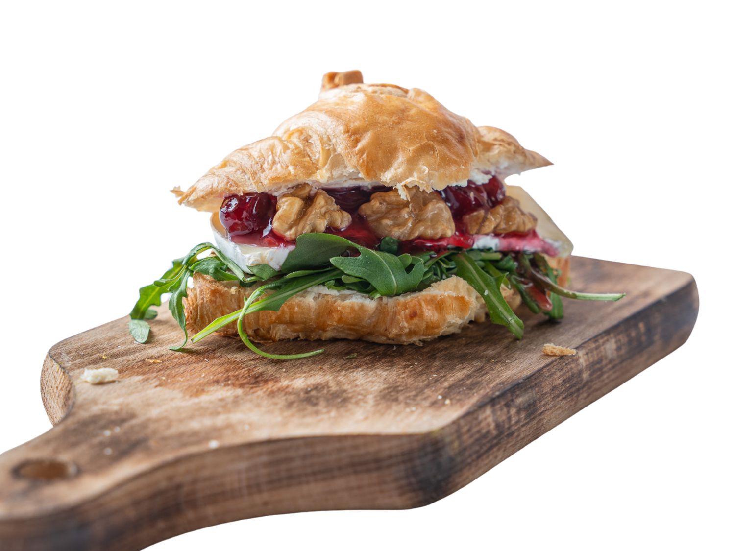 Croissant z serem pleśniowym, orzechami włoskimi i żurawiną