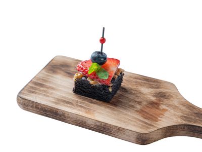 Deser Brownie z frużeliną wiśniową