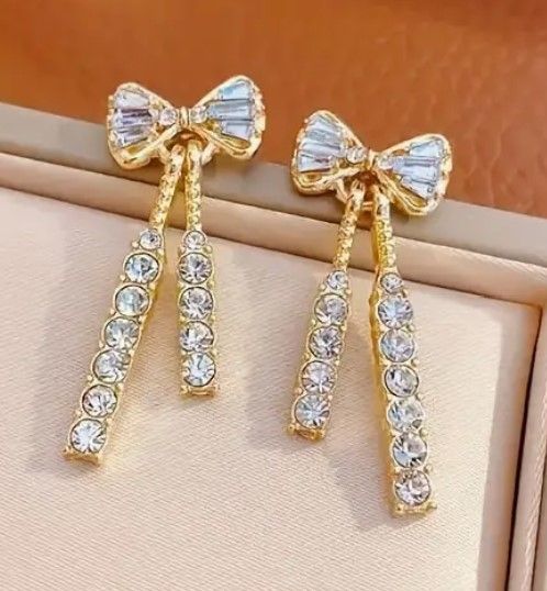 Full Rhinestone Bow Tassels Drop Earrings