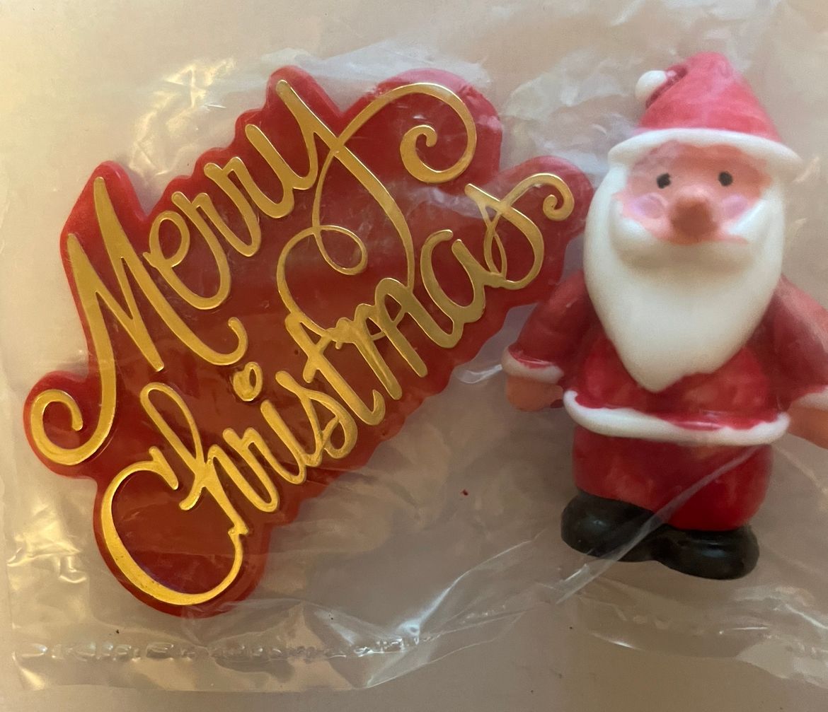 Christmas Cake Decorations Packs Father Christmas & Motto