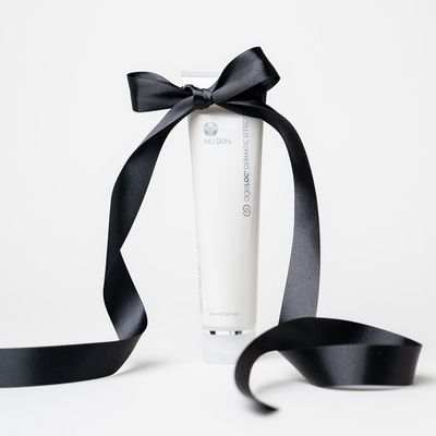 ageLOC® Dermatic Effects® Body Contouring Lotion