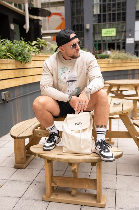 Unisex oversized baggy sweatshirt- Statue