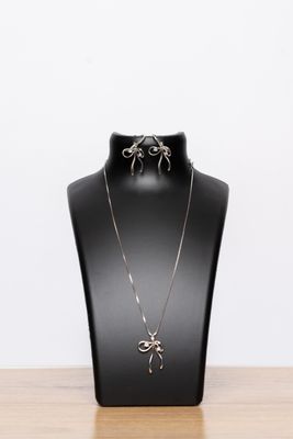 Sieradenset - zilver en goud met strikvorm met oorbellen en ketting