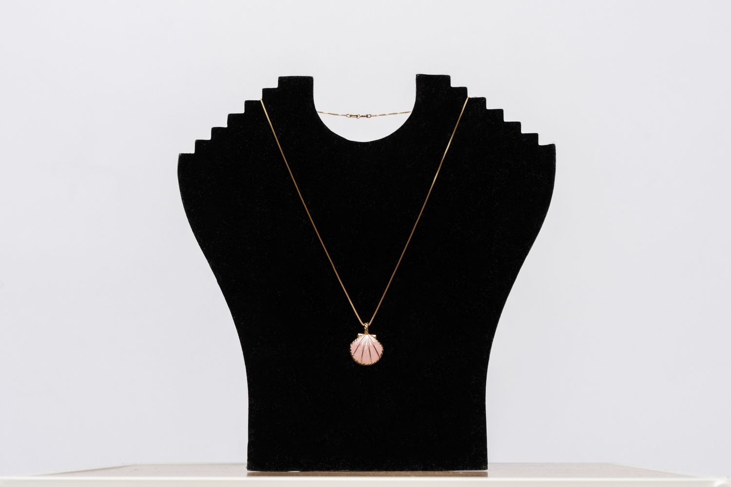 Gouden schelpen ketting