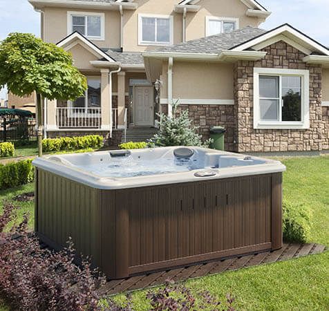Spa dans l'herbe