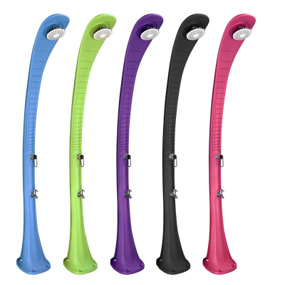 douche extérieur de différente couleur 