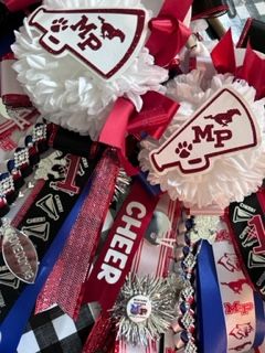 MINI  HOMECOMING MUM or MINI GARTER