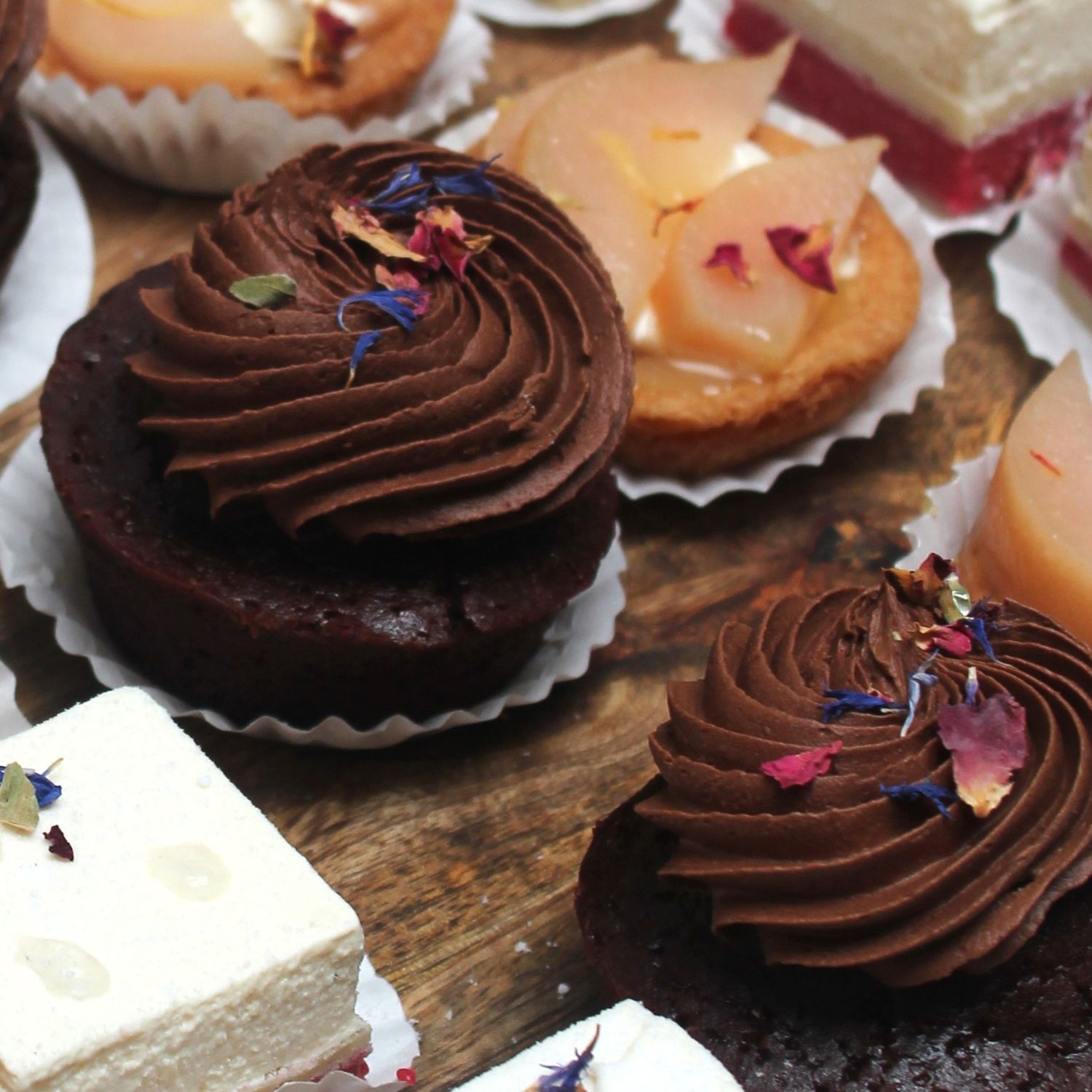 Vegan Petit Four: Chocolade - Hazelnoot cake