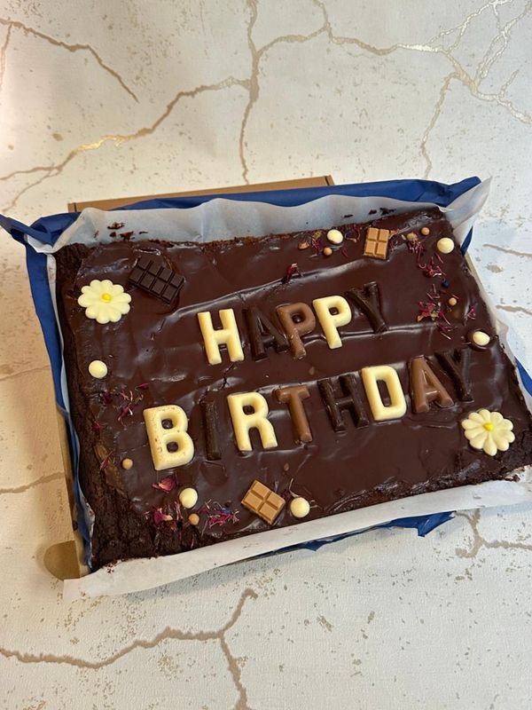Flying Pastry: Letter Brownie - Happy Birthday