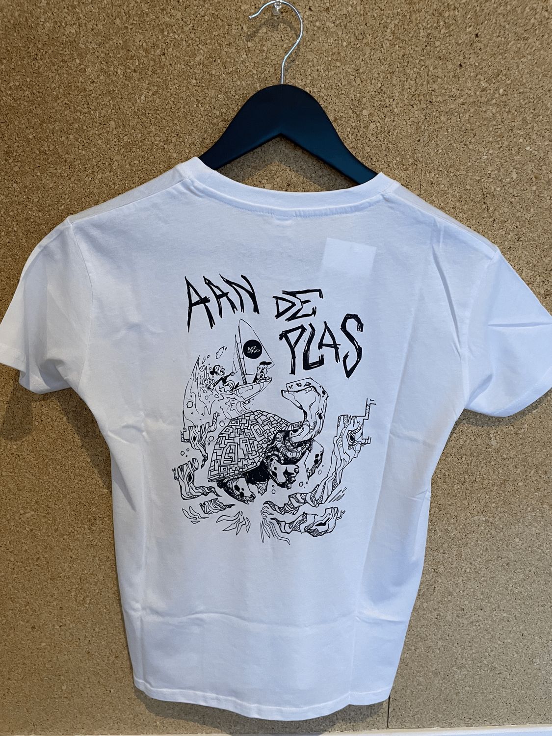 ADP tshirt wit Dragon/Turtle  Adult