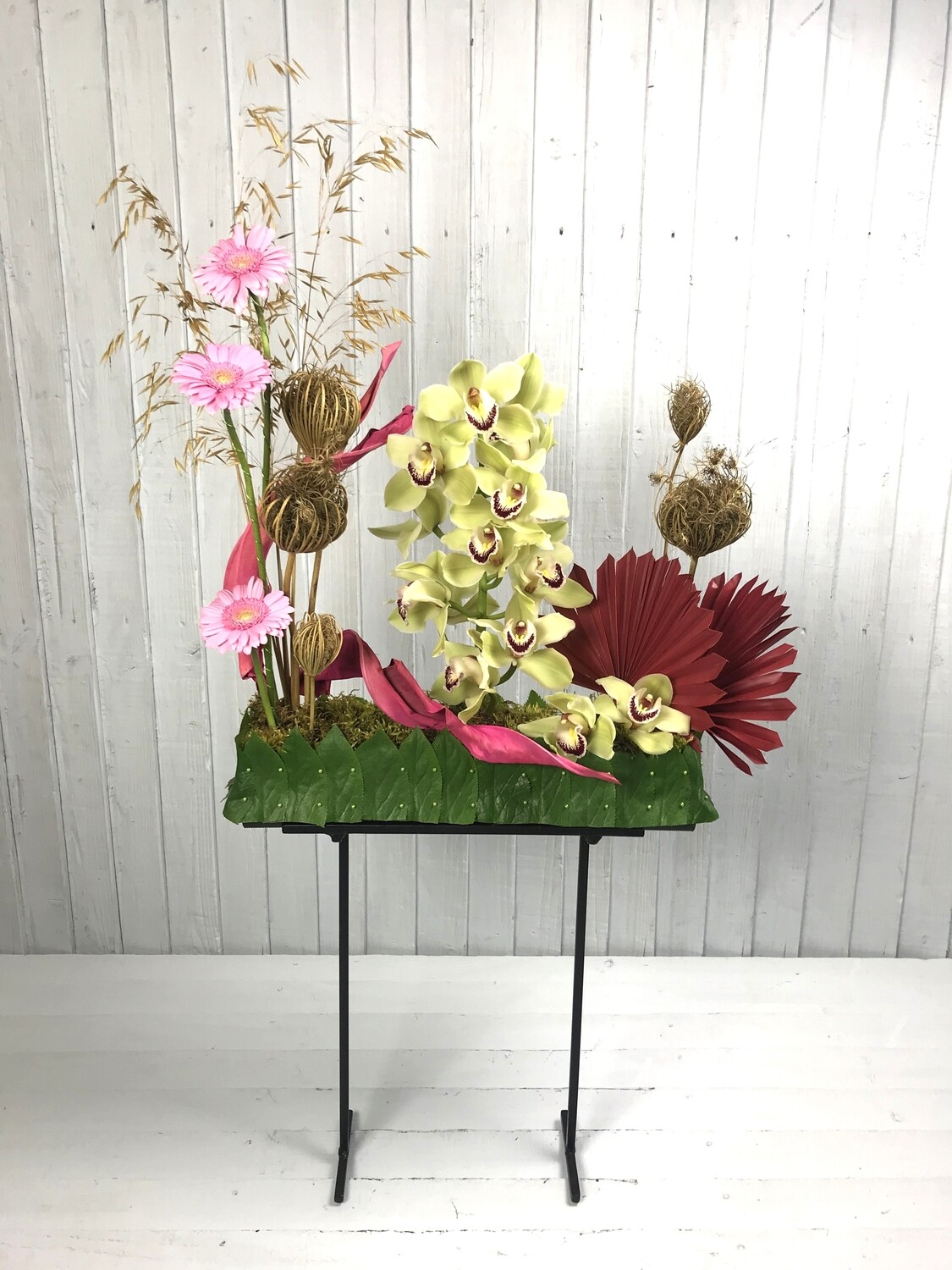 Tray Stand Square Bar Tall
HS Code: 9403200030
Country Of Origin: Ireland
