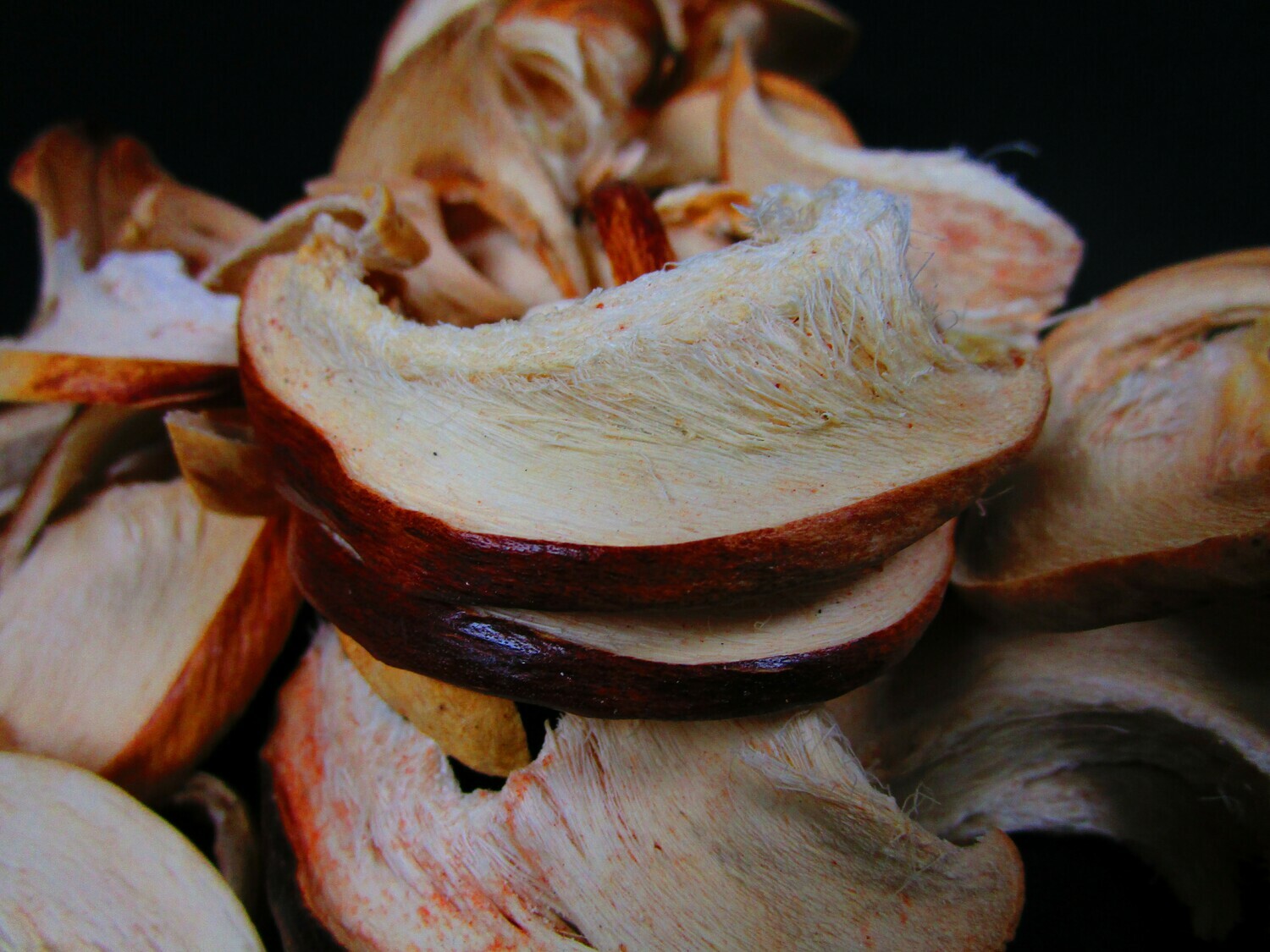 Bell Slices Dried. HS Code: 0603000000 Country Of Origin: South Africa