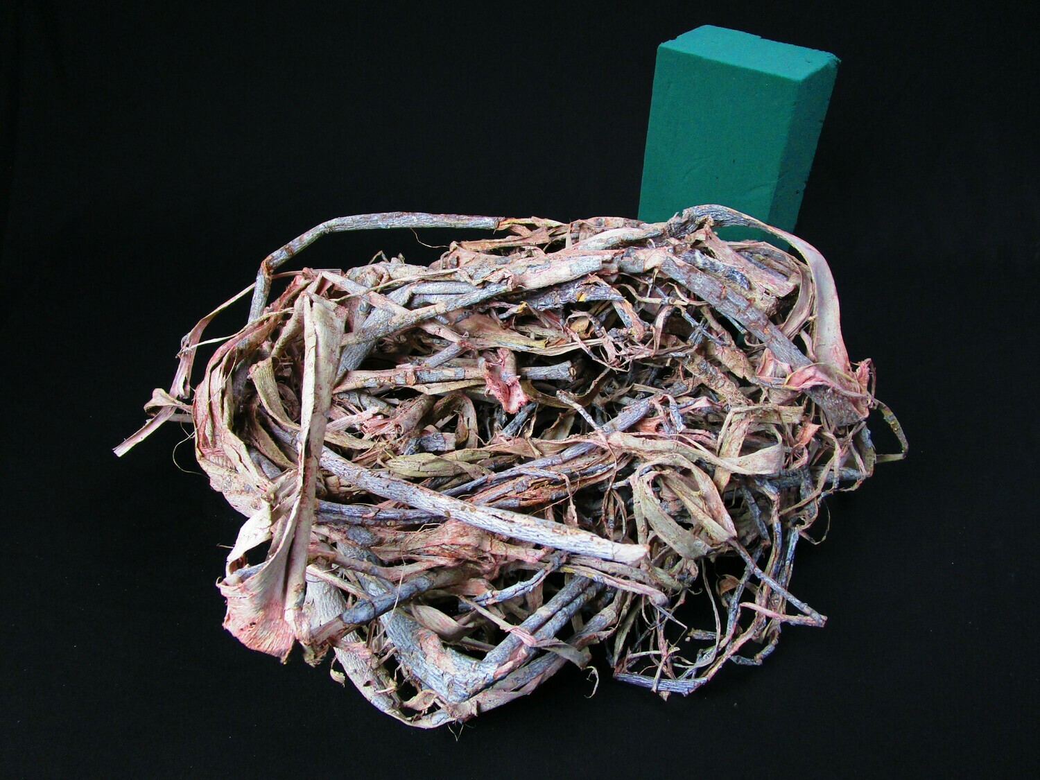 Rattan Pink Wash. HS Code: 0603000000
Country Of Origin: South Africa