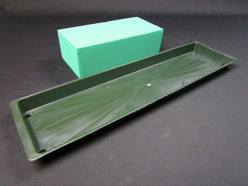 Oasis Two Block Trays Per Pack Of 5. HS Code: 39231090 Country of origin: United Kingdom