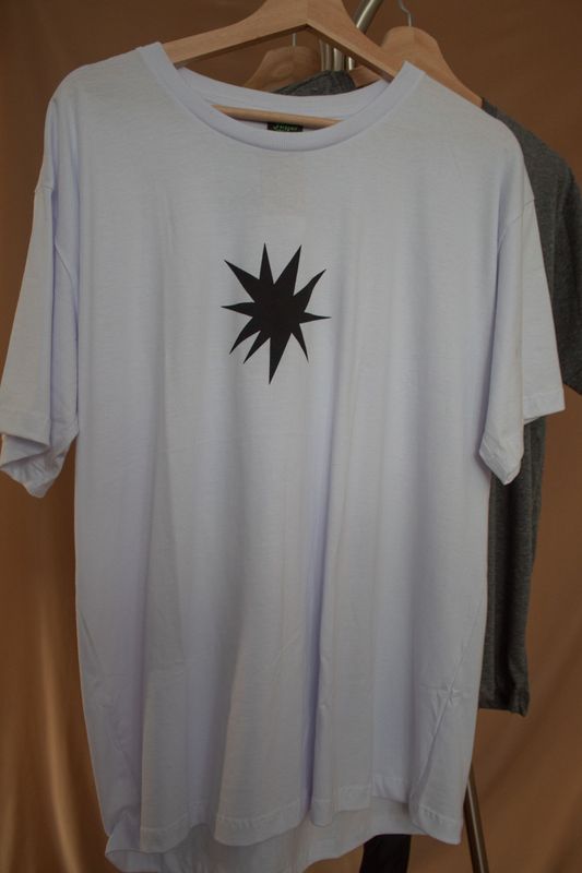 T-shirt Paloma Azevedo