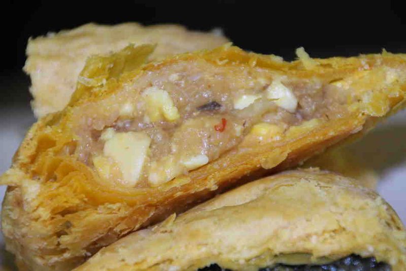 Ackee & Saltfish Jamaican Patties (x12 regular patties)