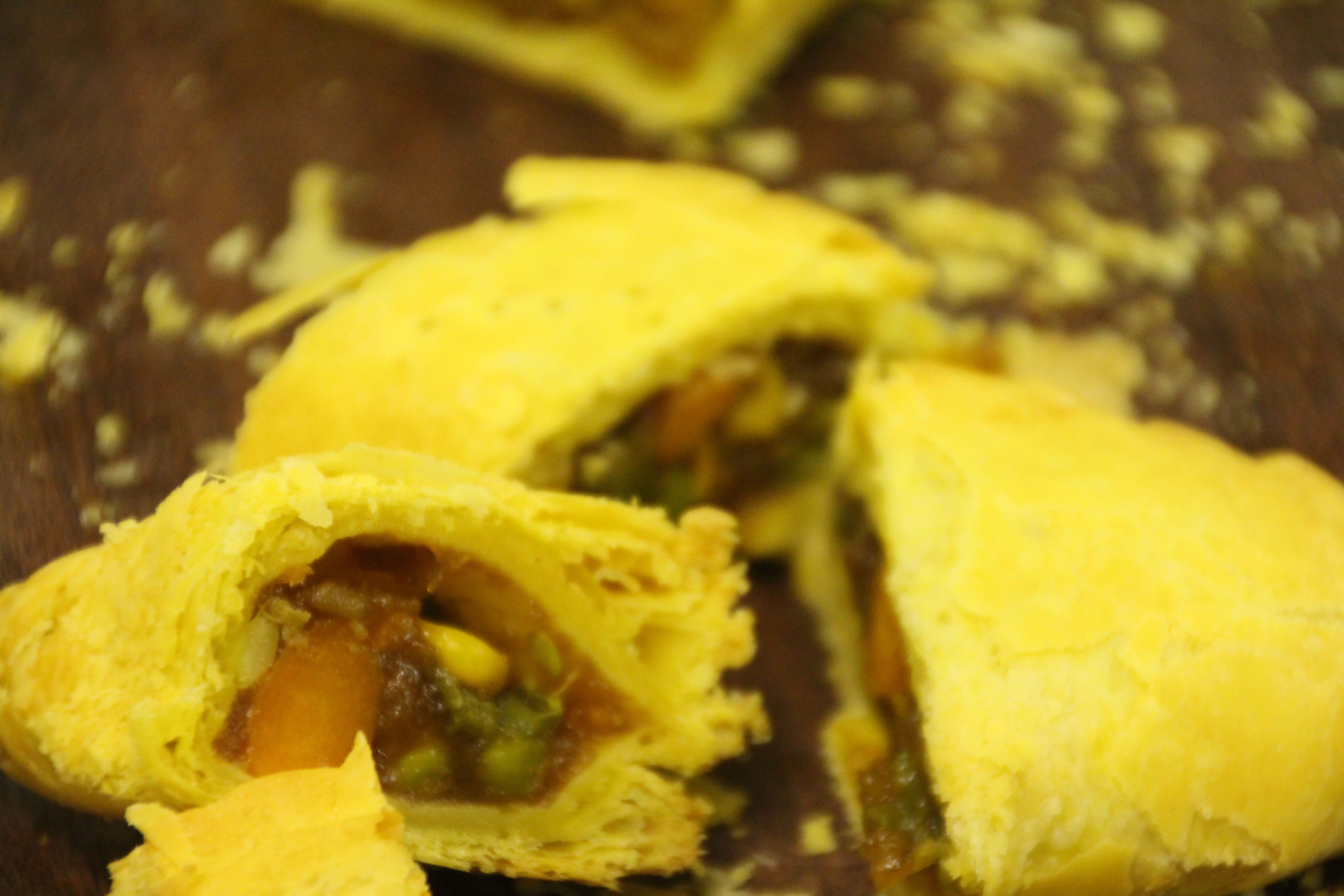 Surprise Mixed Jamaican Patties (x12 regular patties)