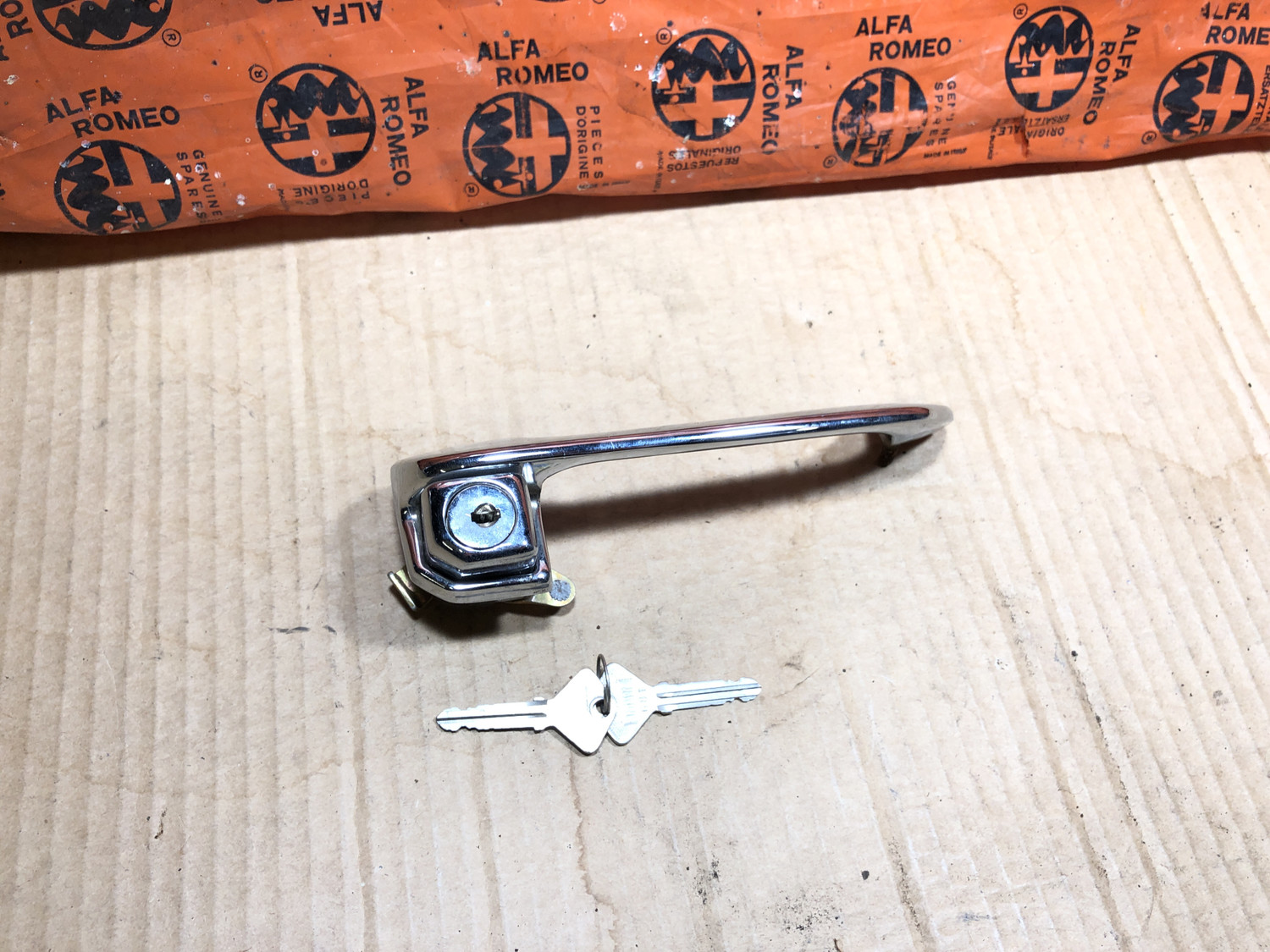 Berlina Outer Door Handle With Keys, Right Side