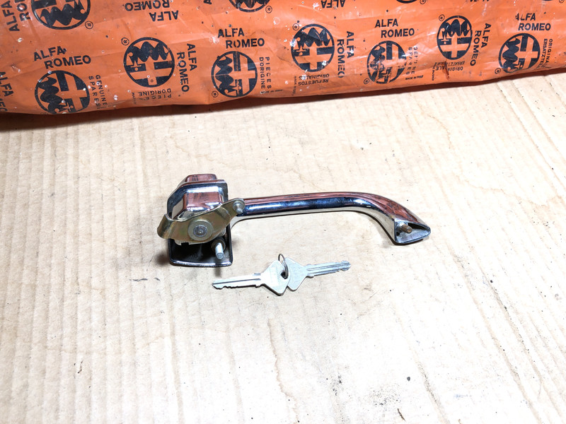 Berlina Outer Door Handle With Keys, Right Side