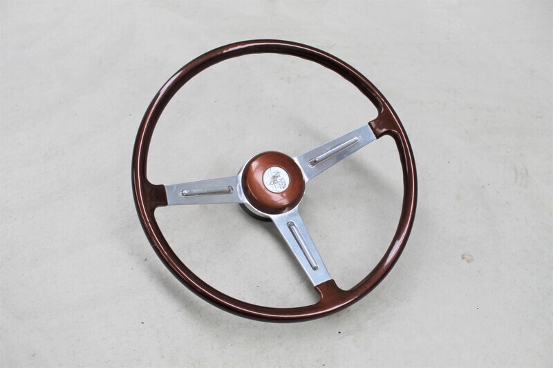 Giulia Super Wooden Steering Wheel