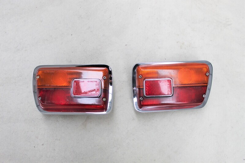 Giulia Sprint GT Altissimo Rear Light Units Complete, Pair