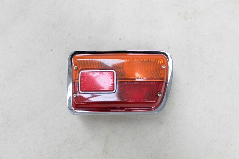 Giulia Sprint GT Altissimo Rear Light Unit Complete, Right Side