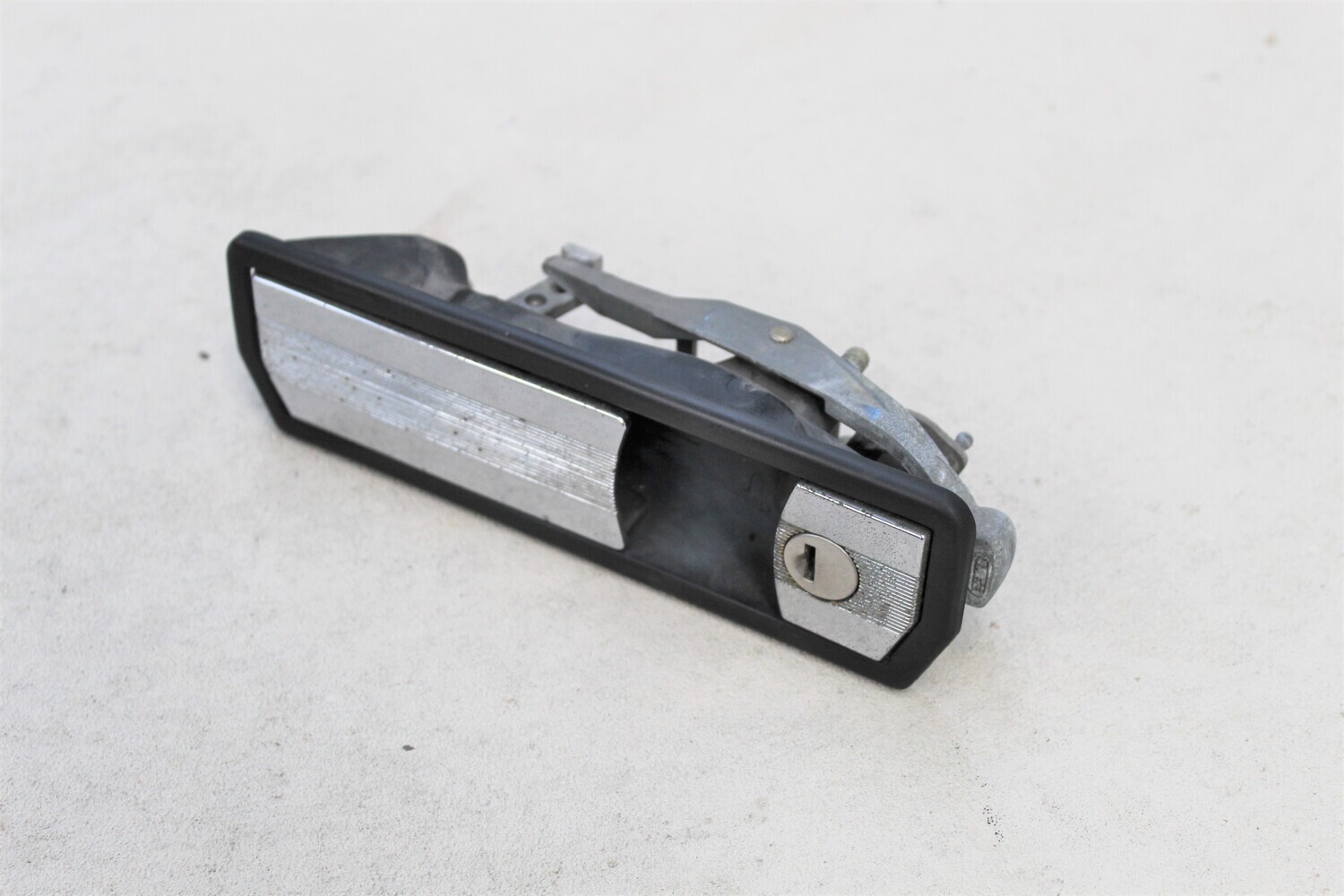 Alfetta GTV Outer Door Handle, Left Side