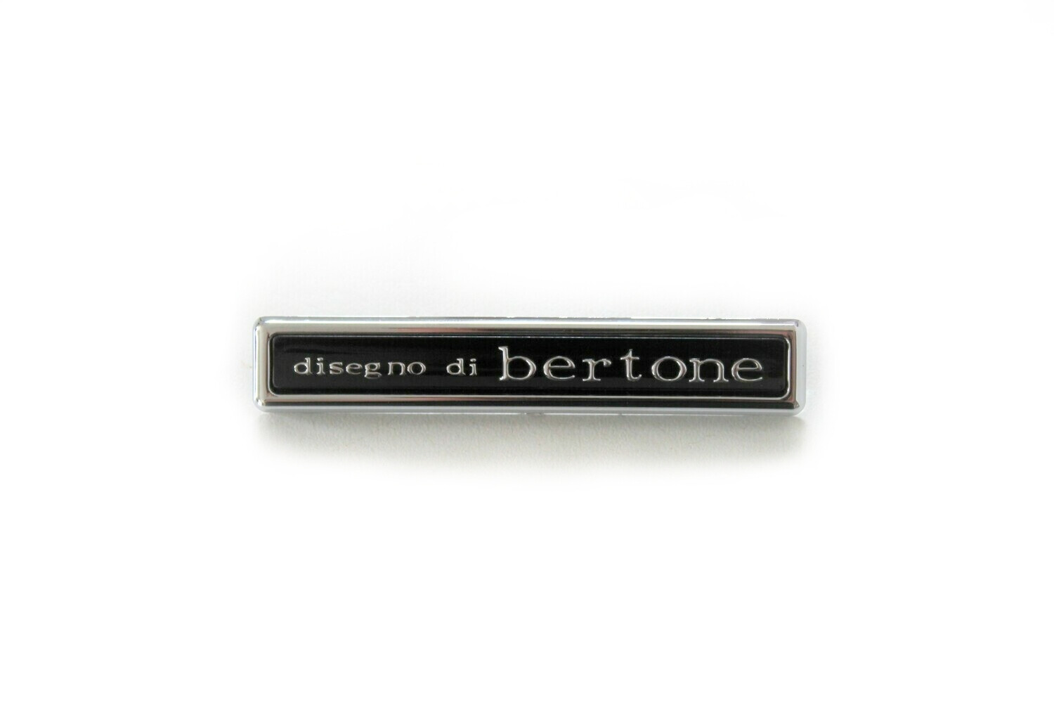 Alfa Romeo Disegno Di Bertone Badge