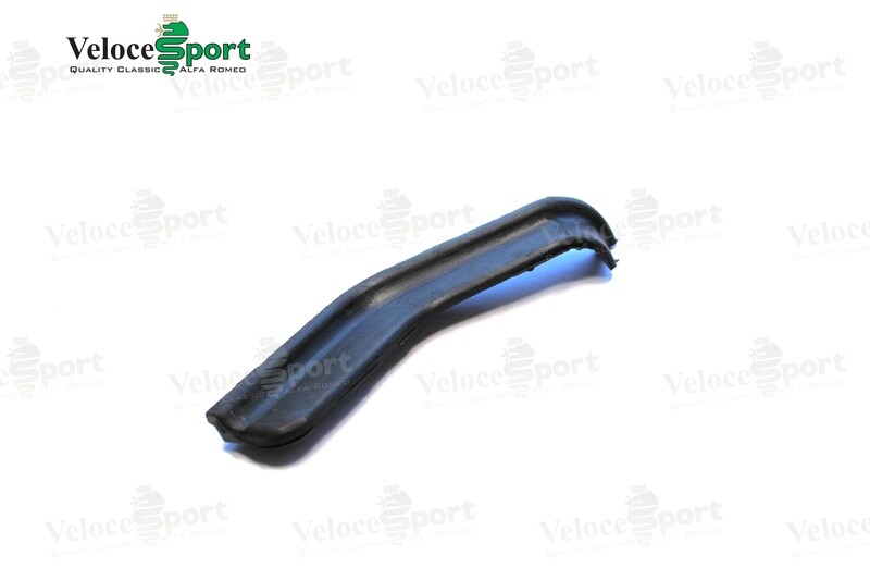 GT/GTV Front Of Door Rain Seal, Left Side