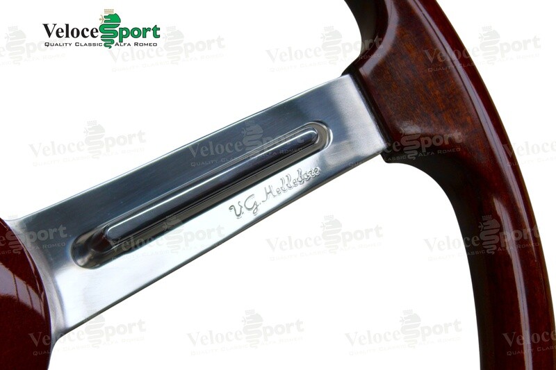 1750 GTV &amp; Spider Hellebore Steering Wheel Complete