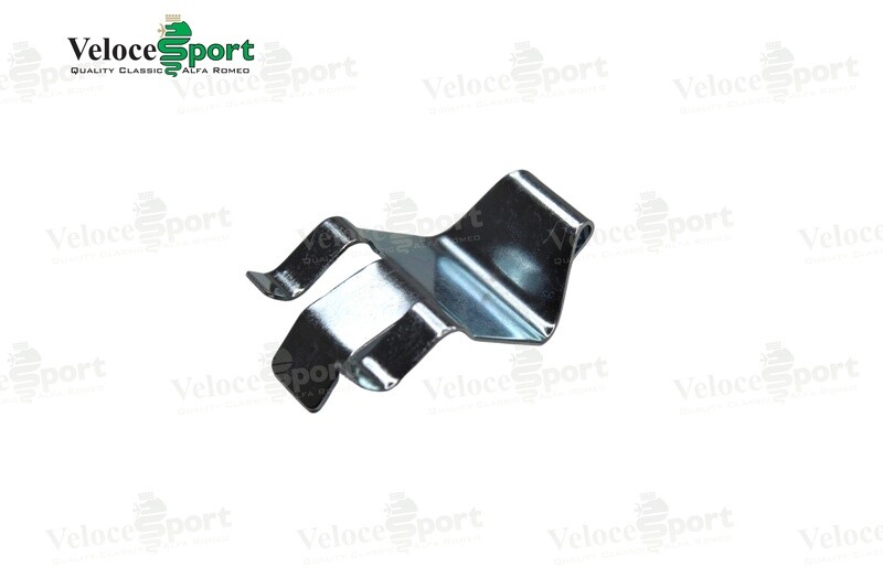 Spider Base of Windscreen Trim Retaining Clip