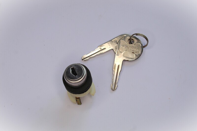 Alfetta 1.8 Saloon 1st Series Ignition Switch, New Old Stock