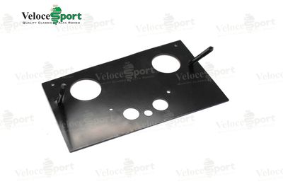 GT/Saloon Armrest Support Plate