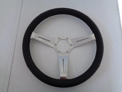 Nardi Style Black Leather Steering Wheel Nardi Style Black Leather Steering Wheel
