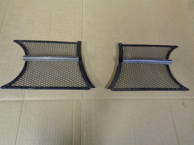 1750 GTV Pair Of Mesh Grille Sections
